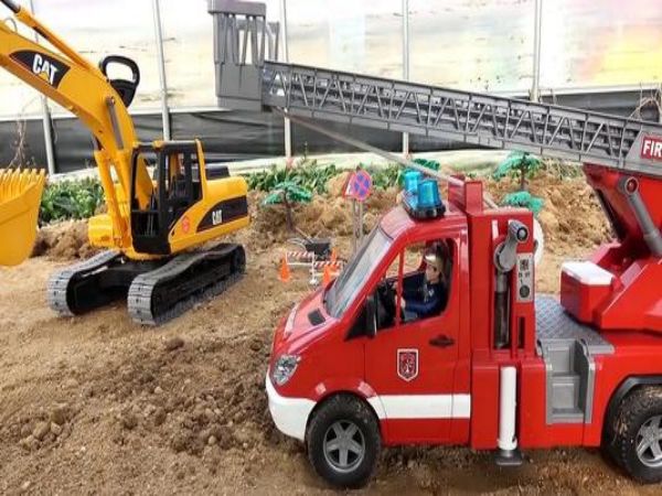建安区吊车出租公司电话_出租的吊车高空吊装现场作业需